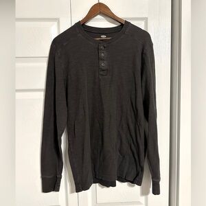 Old Navy men’s long sleeve top
